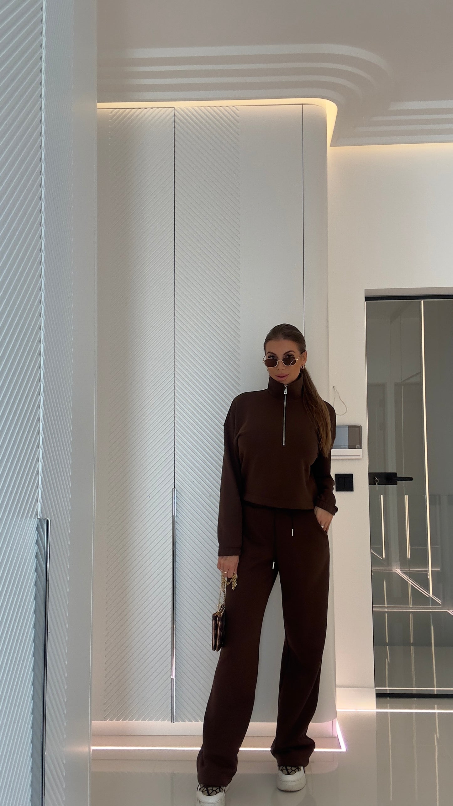 Sara Chocolatte stójka